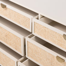Lola Dresser