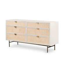 Lola Dresser