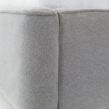 Aaron Bed