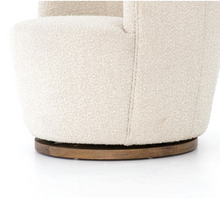 Ada Accent Chair