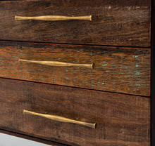 Linda Desk