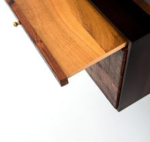 Linda Desk