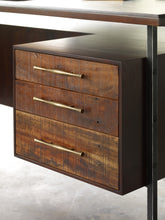 Linda Desk